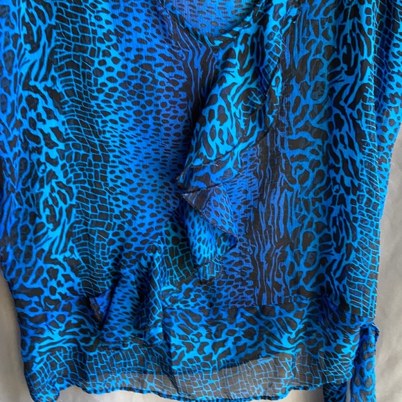 Blouse - Picture 2 of 3